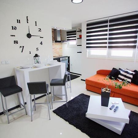 Mokaa Apartment Мостар Екстериор снимка